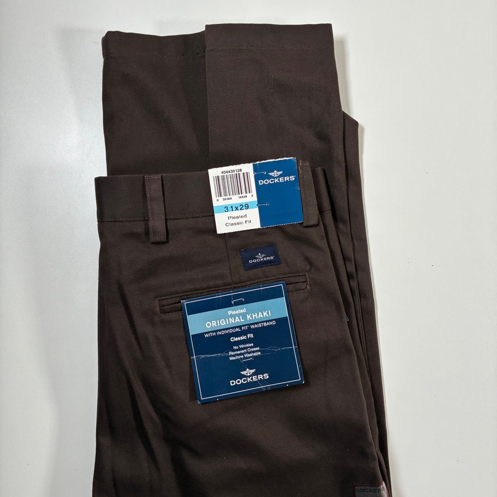 NEW Dockers Original Khaki Pants 31x29 Brown Pleated Classic Fit 404438128